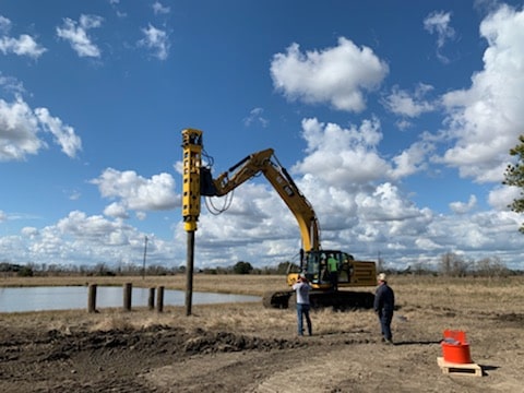 Mason Construction tests out DH35 piling hammer from HMC